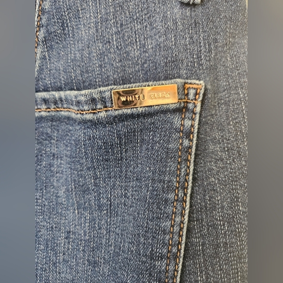 White House Black Market ,Size 16L The Boot Crop Women's Blue Jeans. - Picture 9 of 11